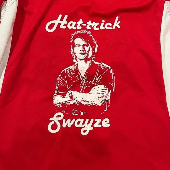 Hatrick Swayze hockey jersey - Picture 2 of 3